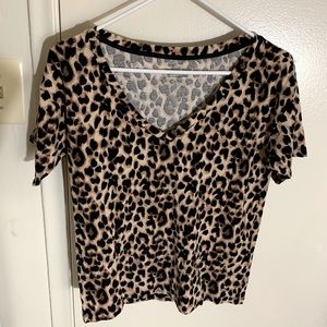 Victoria’s Secret Leopard V-Neck NWOT